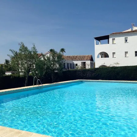 Lovely Spacious 2 Bedroom Flat Between Marbella And * Estepona